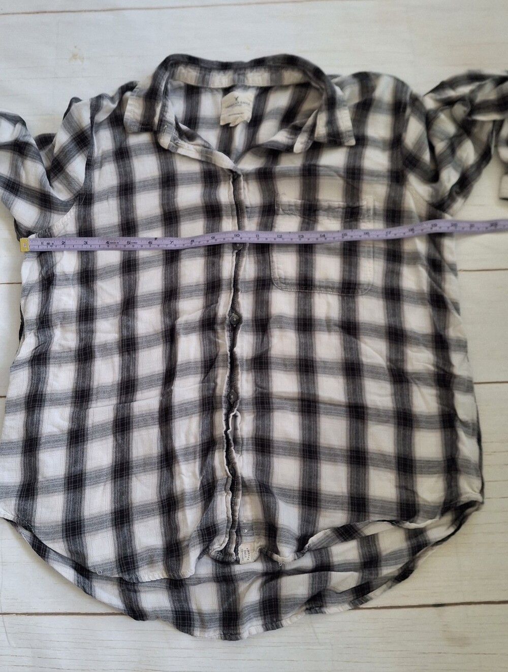 American Eagle Large Boyfriend Fit Black White Plaid Long Sleeve Shirt - Picture 5 of 14